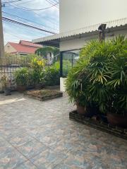 ขายทาวน์เฮ้าส์ พหลโยธินกอล์ฟ 80.4 ตารางวา-202010271233121603776792641.jpg