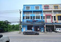 ขายอาคารพาณิชย์ คู้บอน 27 ถนนรามอินทรา เขตลาดพร้าว กรุงเทพมหานคร