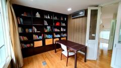 ขายบ้านเดี่ยว 3 ชั้น พร้อมห้องใต้หลังคา ฮวงจุ้ยดีเยี่ยมด้านหน้าติดน้ำ บนทำเลดีศักยภาพสูงถนนพัฒนาการ-202110251206571635138417515.jpg