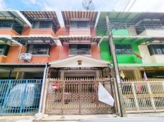 ขายด่วน ทาวน์เฮ้าส์ 3 ชั้น ปรับปรุงใหม่ หมู่บ้านชมสวน ประชาอุทิศ 14-202206191221541655616114522.jpg