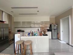 5 storey townhome for Rent, Super Luxury level, in Soi Sukhumvit 49 with lift and private pool.-202207142358441657817924043.jpg