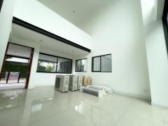 ขาย Modern ทาวน์โฮม Nirvana Define พระราม9 บ้านใหม่ แปลงมุม หน้าบ้านไม่ชนกับใคร-202208201851241660996284392.jpg