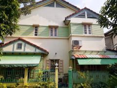 ขายทาวน์เฮ้าส์ หมู่บ้านรัตนาวลัย ขนาด 26 ตรว หลังมุมติดสวน ดอนเมือง กทม.-202302111536501676104610134.jpg