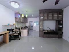 ขายทาวน์โฮม 3 ชั้น หมู่บ้านเดอะริช บิซโฮม  สุขุมวิท 105 ซอยลาซาล บางนา กรุงเทพมหานคร  ประเภท : ทาวน์โฮม สูง : 3 ชั้น เนื้อที่ : 22 ตารางวา ห้องนอน : 4 ห้อง ห้องน้ำ : 3 ห้อง ห้องอื่นๆ : ห้องโถง, ห้องครัว จอดรถได้ : 2 คัน-202302201154561676868896979.jpeg