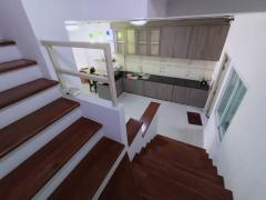 ขายทาวน์โฮม 3 ชั้น หมู่บ้านเดอะริช บิซโฮม  สุขุมวิท 105 ซอยลาซาล บางนา กรุงเทพมหานคร  ประเภท : ทาวน์โฮม สูง : 3 ชั้น เนื้อที่ : 22 ตารางวา ห้องนอน : 4 ห้อง ห้องน้ำ : 3 ห้อง ห้องอื่นๆ : ห้องโถง, ห้องครัว จอดรถได้ : 2 คัน-202302201155001676868900491.jpeg