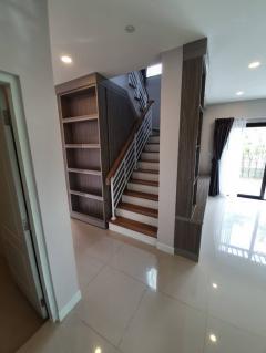 ขาย บ้านเดี่ยว เซนโทร บางนา กม.7 ใกล้ เมกา บางนา บ้านติดสวน 4 นอน 3 น้ำ-202305102202141683730934878.jpg