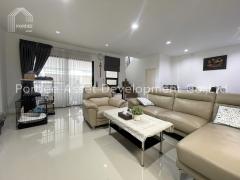 ขายทาวน์โฮม 3 ชั้น หมู่บ้านมิวส์ เทียนทะเล15 (ขนาด 25.3 ตร.ว. หน้ากว้าง 7.5 ม.) แขวงแสมดำ เขตบางขุนเทียน กรุงเทพฯ (Mews Tientalay 15)-202305121454381683878078023.jpg