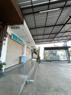 ให้เช่า ตึกพาณิชย์ 2 คูหา ทะลุกัน ถ.เฉลิมพระเกียรติ ร.9 18,000 บ./เดือน (N.615)-202305191303181684476198551.jpg