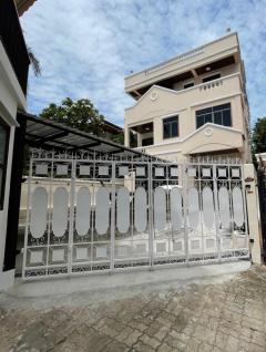 Newly Renovated House for Rent at Sukhumvit 4 