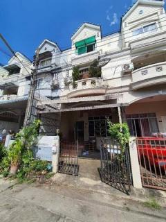 ขายทาวน์โฮม 3 ชั้น 6 ระดับ พื้นที่ใช้สอย 157 ตร.ม (N.201)