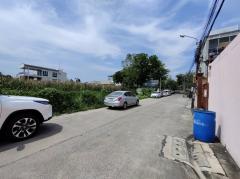 ขายที่ดิน เลียบด่วนเอกมัย-รามอินทรา (เหมาะสร้าง บ้านหรู + สำนักงาน) 1-3-86 ไร่ รูปสี่เหลี่ยมผืนผ้าสวยงาม หน้ากว้าง 61 m. ถนนกว้าง 9 m.-202305310059271685469567211.jpg