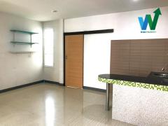 มบ.อยู่เจริญวิภาวดี ขายบ้านสวยพร้อมอยู่ 27.6 ตร.ว. ปรับปรุงใหม่ 2 ห้องนอน 2 ห้องน้ำ-202306011729541685615394825.jpg