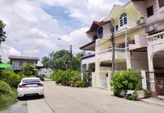 ขายทาวน์โฮมปั้นทอง 3 ซอยลาดปลาเค้า 76 20 ตร.ว. 3 ชั้น รีโนเวทใหม่ สวย พร้อมอยู่-202306271323521687847032027.jpg