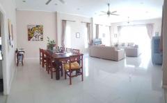 ขาย บ้านเดี่ยว 6 ห้องนอน พร้อมเฟอร์นิเจอร์และสิ่งอำนวยความสะดวก 300 ตรม. 3 งาน 64.8 ตร.วา จ.หนองคาย-202307061710531688638253005.jpg