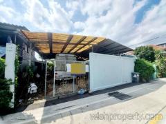 ขายด่วน ที่ดินเปล่าถมแล้ว ใกล้สวนหลวง ร.9 เนื้อที่ 40 ตร.ว หน้ากว้าง 11 ม. ลึก 16 ม. แยกเข้าซอยเปรมฤทัยล็อค 14/7