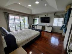 ให้เช่า บ้านนันทวัน สวนหลวง ร.9 (เฟอร์นิเจอร์ครบ พร้อมอยู่) เนื้อที่ 94.5 ตร.ว. 6 ห้องนอน 4 หัองน้ำ จอดรถในบ้านได้ 6 คัน-202308192247351692460055250.jpg