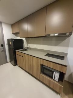 ให้เช่า คอนโด TAKA HAUS EKAMAI 12 37.39 ตรม. เฟอร์นิเจอร์ เครื่องใช้ไฟฟ้าครบครัน