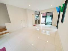 ขายด่วน/เช่า บ้านหลังมุม บ้านกลางเมือง นวมินทร์ 42 ขนาด 25.7ตรว. ห้องใหม่ไม่เคยมีคนอยู่ พร้อมอยู๋ใกล้ ถนนประเสริฐมนูญกิจ-202309071839311694086771814.jpg