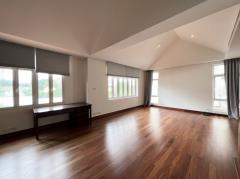 House for rent on Sukhumvit near Emquartier with private pool 4 bedrooms Pet friendly-202309072149331694098173756.jpg