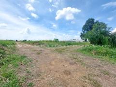 ที่ดินจัดสรร ล็อคที่ 10 อยู่ฝั่งซ้ายมือ ถ.346 ลาดหลุมแก้ว ปทุมธานี-202311241613141700817194078.jpg