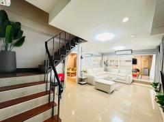 ให้เช่าทาวน์โฮม 2 ชั้น 2 ห้องทะลุกัน2ห้องกว้างมากๆมบ.พรทิต 49/40 ถ.ประดิษฐ์มะนูธรรม(N.807)-202312041134241701664464118.jpg