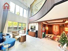 3-Story Detached House for Sale 137.4 sq.wah ,762 sq.m. ,5 bedrooms “Grand Bangkok Boulevard East Rama9” Saphan Sung district ,Bangkok-202312281529491703752189578.jpg