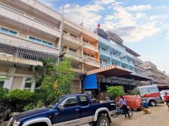 ขาย อาคารพาณิชย์ 3.5 ชั้น อมรชัย4พระราม 2 ซอย 75 พื้นที่ 168 ตรม. 20 ตร.วา ติดถนนเมนใกล้พระราม 2 เพียง350ม. เหมาะค้าขาย โกดัง ราคาพิเศษสุด-202401162056481705413408059.jpg
