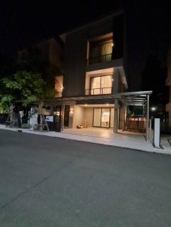 ให้เช่าบ้านเดี่ยว CLASSE เอกมัย รามอินทรา 3ชั้น (N.945)-202403182309061710778146924.jpg