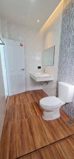 บ้านพร้อมอยู่ 3 ห้องนอน ทรงจั่วผสมปั้นหยา อ.สารภี เชียงใหม่-202403190218591710789539651.jpg