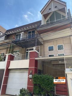  ขายทาวน์เฮ้าส 3 ชั้น หมู่บ้านเมอริท เพลส ลาดพร้าว 87 แยก 10 #LB39 – 000540-202403251626121711358772083.jpg