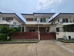 ขายบ้านเดี่ยว 2 ชั้น หมู่บ้านธารา ปิ่นเกล้า (กาญจนาภิเษก-สวนผัก-ตลิ่งชัน) 41.9 ตร.ว 3 นอน 2 น้ำ 