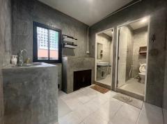 Townhouse Converted to Loft Office Space in Sathorn ID-13895-202404141136431713069403340.jpg