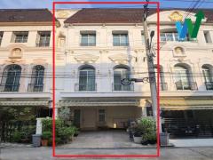 บ้านกลางกรุง แกรนด์เวียนนา พระราม 3 ในยานนาวา, กรุงเทพ