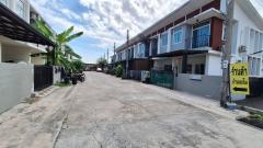 บรรยากาศดีมาก เหมาะ...อยู่อาศัย ลงทุนปล่อยเช่า *ใกล้โรงงานหลายแห่ง*-202404221830291713785429014.jpg
