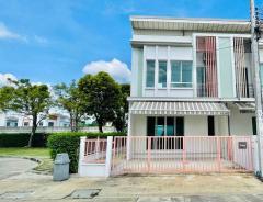 ให้เช่าทาวน์เฮาส์หมู่บ้านพลีโน่วงแหวน-รามอินทรา หลังมุม (N.965)
