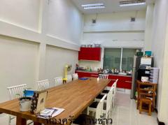 PN905 ขาย อาคารพาณิชย์ สุขุมวิท22 ติดถนนมีที่จอดรถเหมาะทำออฟฟิศ ใกล้ VALIA Hotel ใกล้MRT ศูนย์สิริกิติ์-202404252307041714061224878.jpg