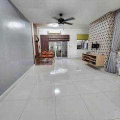 ขายทาวน์เฮาส์ 2 ชั้น หมู่บ้านเดอะคอนเนค 12a กิ่งแก้ว 37 หน้าบ้านติดสวน (N.973)-202404291350401714373440633.jpg