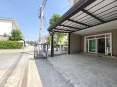ขาย บ้านแฝด ห้องนอนเยอะ ต่อเติมครบ คิว ดิสทริค คาซ่า ซิตี้ กิ่งแก้ว-สุวรรณภูมิ 120 ตรม. 29 ตร.วา หลังมุม-202405080126371715106397555.jpg
