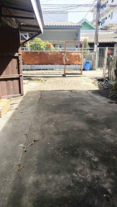 ขายบ้านชั้นเดียว ตามสภาพ เนื้อที่ 41 ตรว. เคหะร่มเกล้า 36 แขวงคลองสองต้นนุ่น เขตลาดกระบัง กรุงเทพฯ-202405220442561716327776199.jpeg