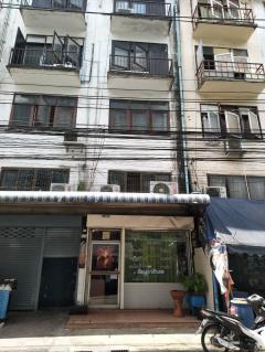 ขายตึกพานิชย์ 5ชั้น 2คูหา สุขุมวิท 49 พร้อมผู้เช่า **ทำเลทอง (N.1038)