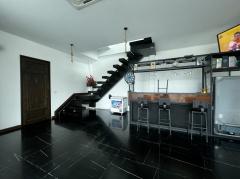 ขายบ้านเดี่ยว 3ชั้น มีสระว่ายน้ำ ลาดพร้าว-วังหิน ที่จอด2-202406220033591718991239202.jpg