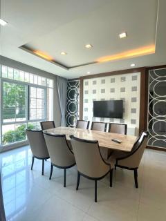 PN1265 ให้เช่า บ้านเดี่ยว นาราสิริ บางนากม.10 แบบtypeใหญ่สุด ตำแหน่งดี กลางหมู่บ้าน ติดclubhouse ถนนใหญ่ เลี้ยงสัตว์ได้  ใกล้เมกะบางนา-202406271930581719491458818.jpg