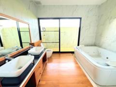 ขาย/ ให้เช่าบ้านหรูใกล้สนามกอล์ฟกรีนวัลเล่ย์ อำเภอแม่ริม เชียงใหม่-202406280755421719536142576.jpg