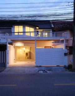 ให้เช่าทาวน์เฮาส์ปรีดีย์14 NEW MODERN 5นาที-BTS พระโขนง (N.1102)-202407031204211719983061162.jpg