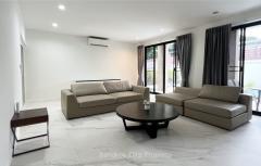 ให้เช่า บ้านสวนพร้อมสระว่ายน้ำ stand alone ปรีดี 42 ที่ดิน 380 ตรว 5 ห้องนอน-202407041757131720090633258.jpg
