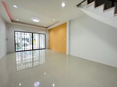 ขายทาวน์เฮาส์ 2 ชั้น หมู่บ้านธนาภา สายไหม 56เข้าซอยเพียง 200 เมตร #LB122 – 000798-202407091043501720496630415.jpg