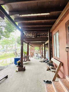 ขายถูก! ที่ดินพร้อมบ้านเรือนไทย หลังใหญ่   เนื้อที่รวม 7-3-70 ไร่ ต.หมอนนาง อ.พนัสนิคม จ.ชลบุรี -202408050514121722809652641.jpeg