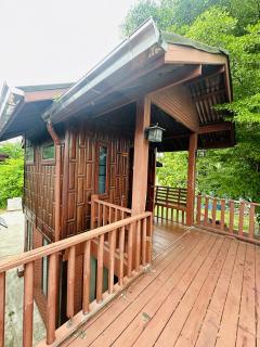 ขายถูก! ที่ดินพร้อมบ้านเรือนไทย หลังใหญ่   เนื้อที่รวม 7-3-70 ไร่ ต.หมอนนาง อ.พนัสนิคม จ.ชลบุรี -202408050514211722809661292.jpeg