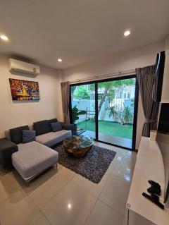 PN1179  บ้านเดี่ยว วิลล่า อะคาเดีย ศรีนครินทร์ ตกแต่งพร้อมเฟอนิเจอร์​ เครื่องใช้ไฟฟ้าครบบรรยากาศอบอุ่น
ใกล้ BTS บางนา - แบริ่ง-202408091111471723176707699.jpg