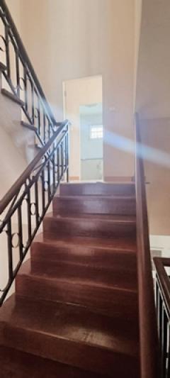 ขายทาวน์เฮ้าส์ 3 ชั้น รอยัล วิลเลจ สายไหม ขนาดพื้นที่ 20 ตรว. 3 นอน 4 น้ำ มีห้องน้ำในตัวทุกห้อง พื้นที่ใช้สอย 160 ตรม. ต่อเติมครัวแล้ว หลังบ้านโล่งไม่ติดใคร ทำเลดีมากๆ -202408091227041723181224913.jpg